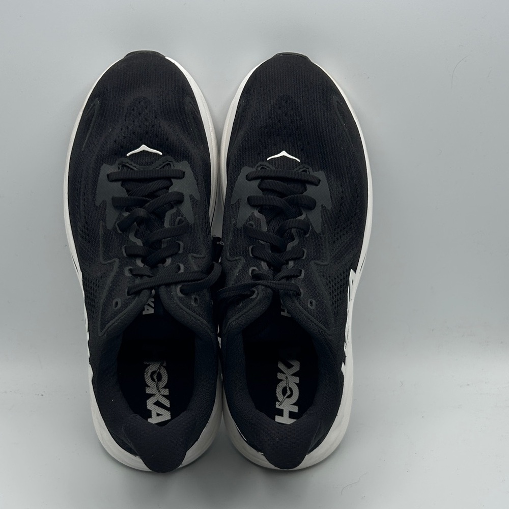 Hoka Clifton 10 Womes 9B Black and White Athletic Sneakers S22 - Picture 5 of 8